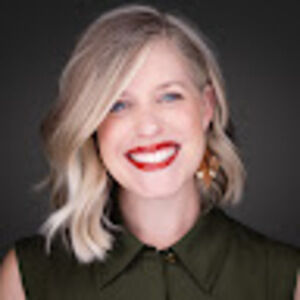 Meet your Posher, Lia